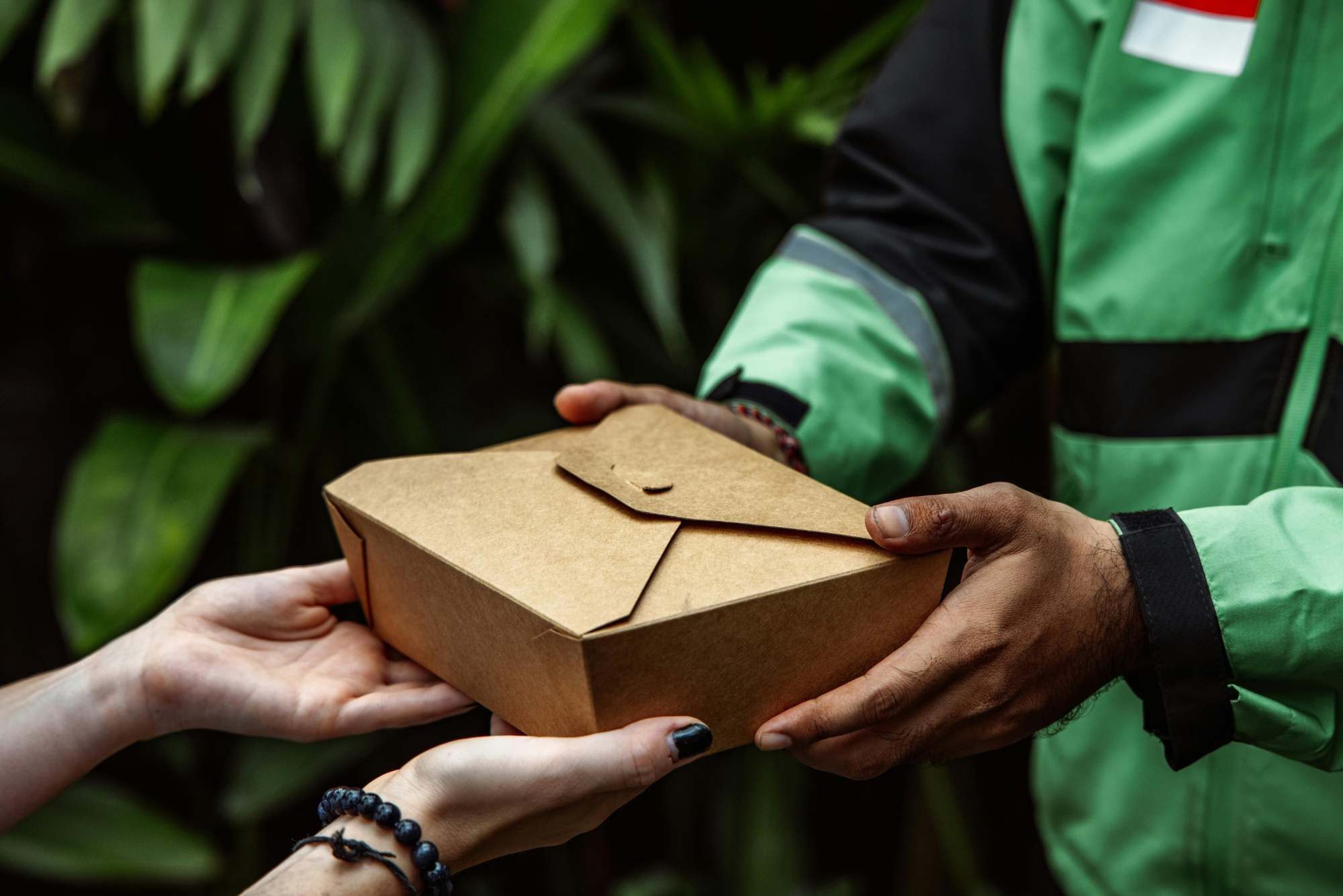How to Become a DoorDash Dasher: Step-by-Step Guide for 2026